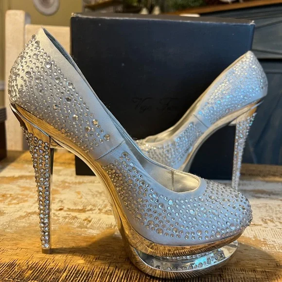 Vigo Fiore Shoes Vigo Fiore High Heeled Crystal Pumps Poshmark